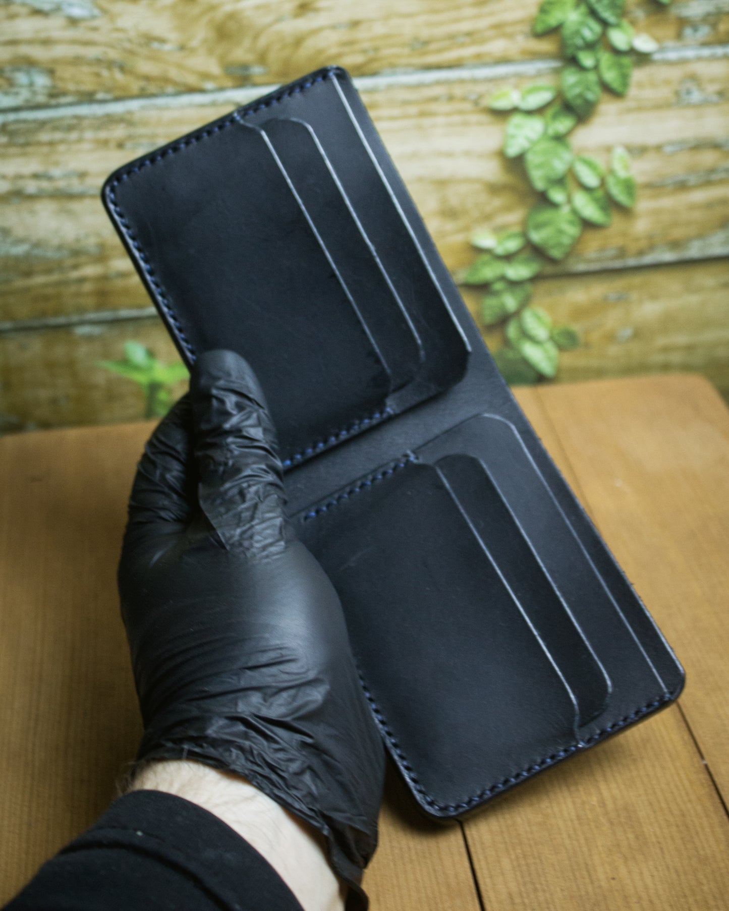 Latigo Rock – El Yapımı Hakiki Deri Cüzdan